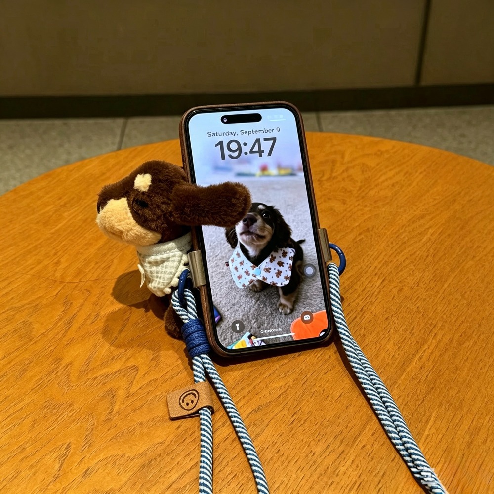 Cute Cartoon Dachshund Plush D - đánh giá và giá Phone Accessories Stand